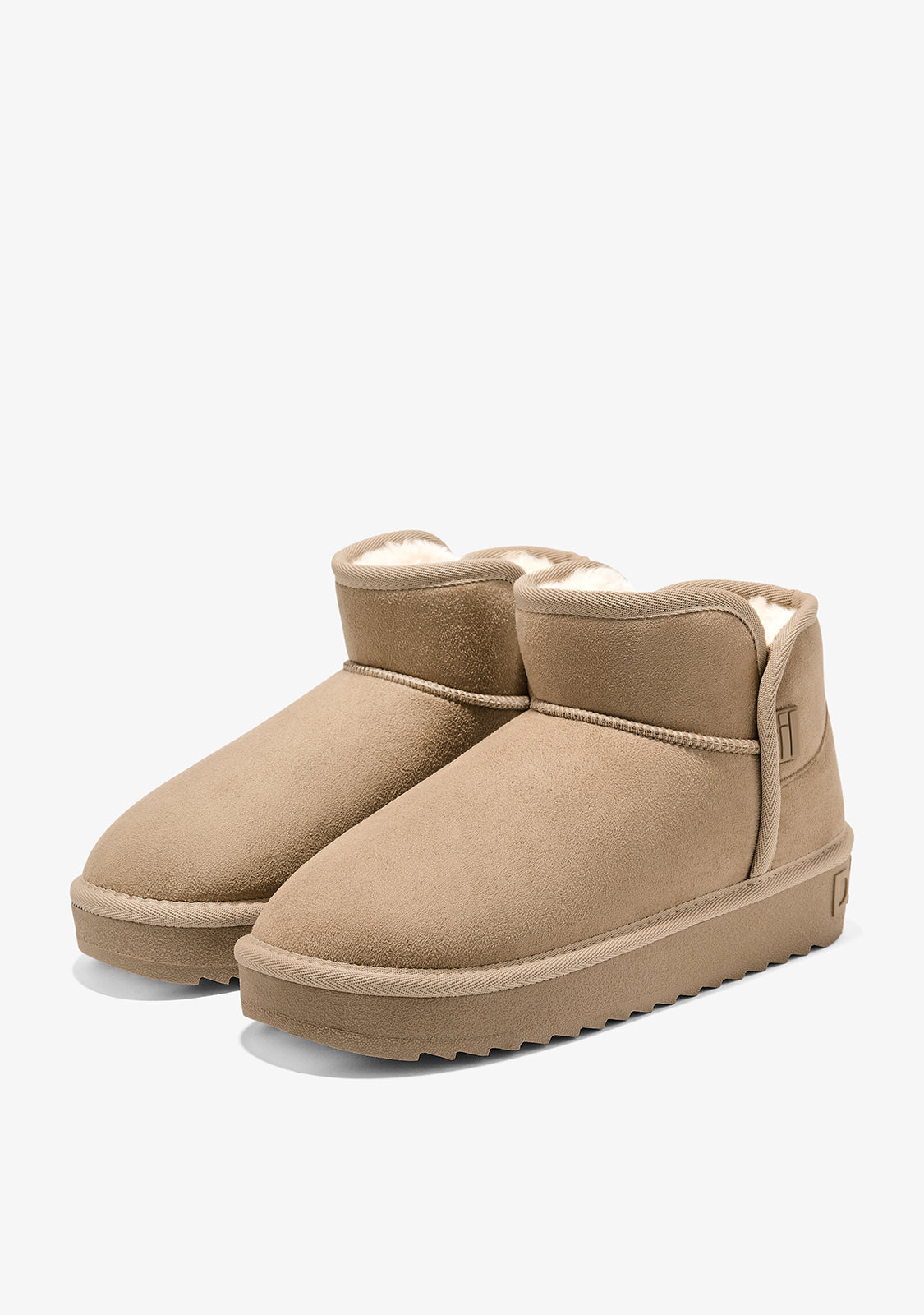 Nordic Low Basic Sand