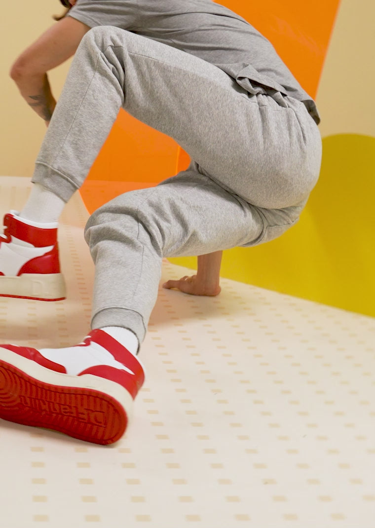 Load video: High Court Basic Red / Red