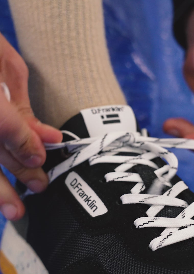 Load video: Active Nylon Basic Black